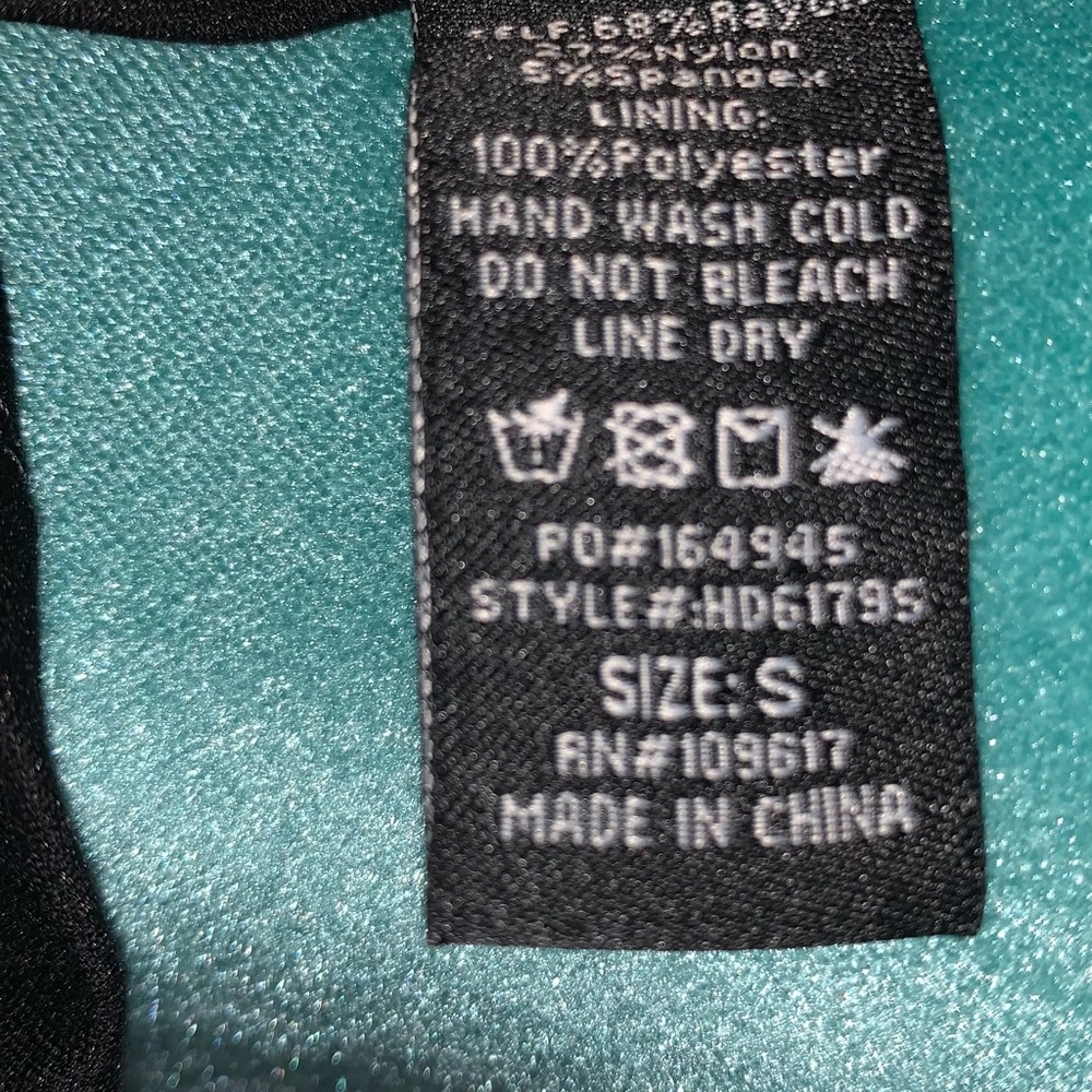 Dress size Small - Picture 7 of 7